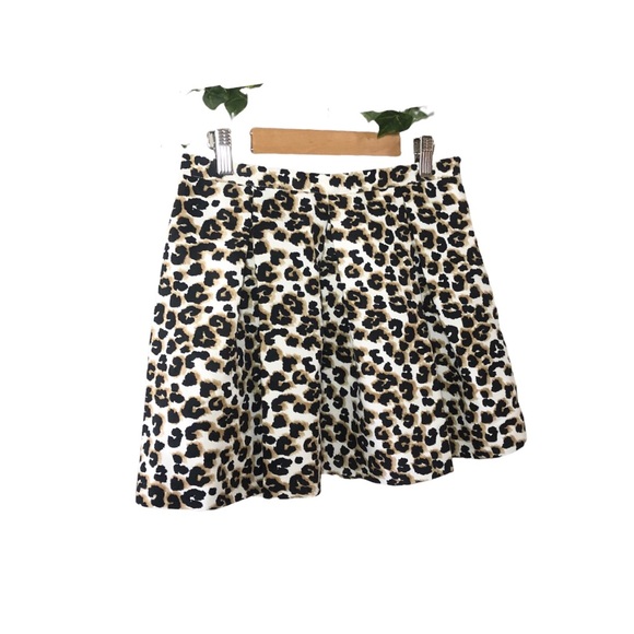 Forever 21 LA•CA Leopard Skirt - Picture 3 of 3